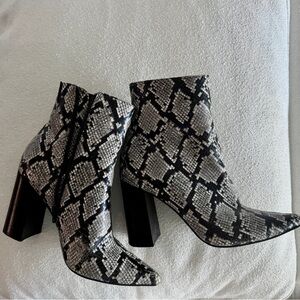 Jeffrey Campbell Siren Bootie